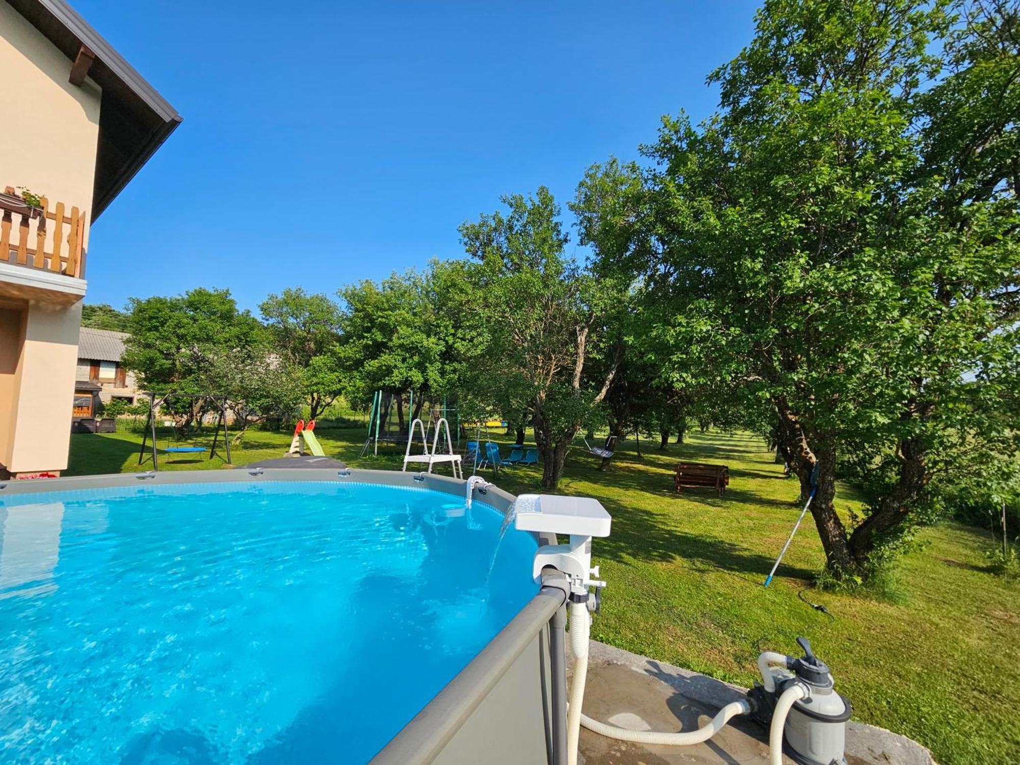 Apartment Topalovic Korenica
